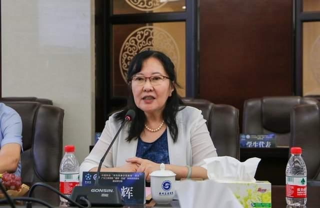 金年会jinnianhuicom“德学&middot;五进”学风传承基地项目建设研讨会举行