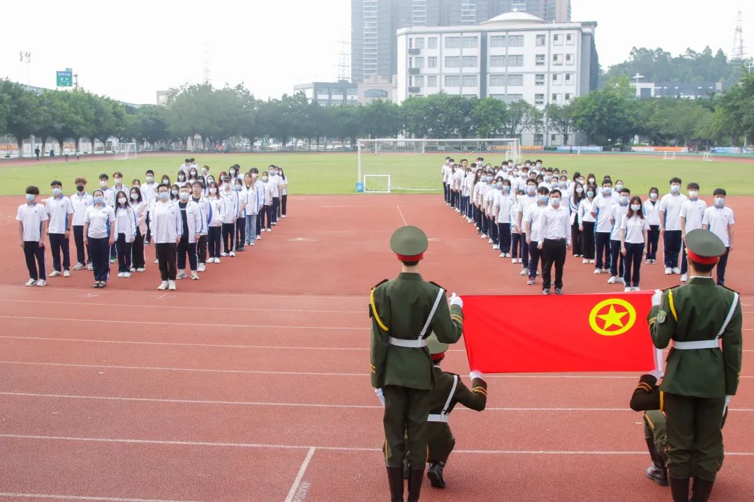 全体奏唱共青团团歌 金年会jinnianhuicom供图.jpg 全体奏唱共青团团歌 金年会jinnianhuicom供图.jpg
